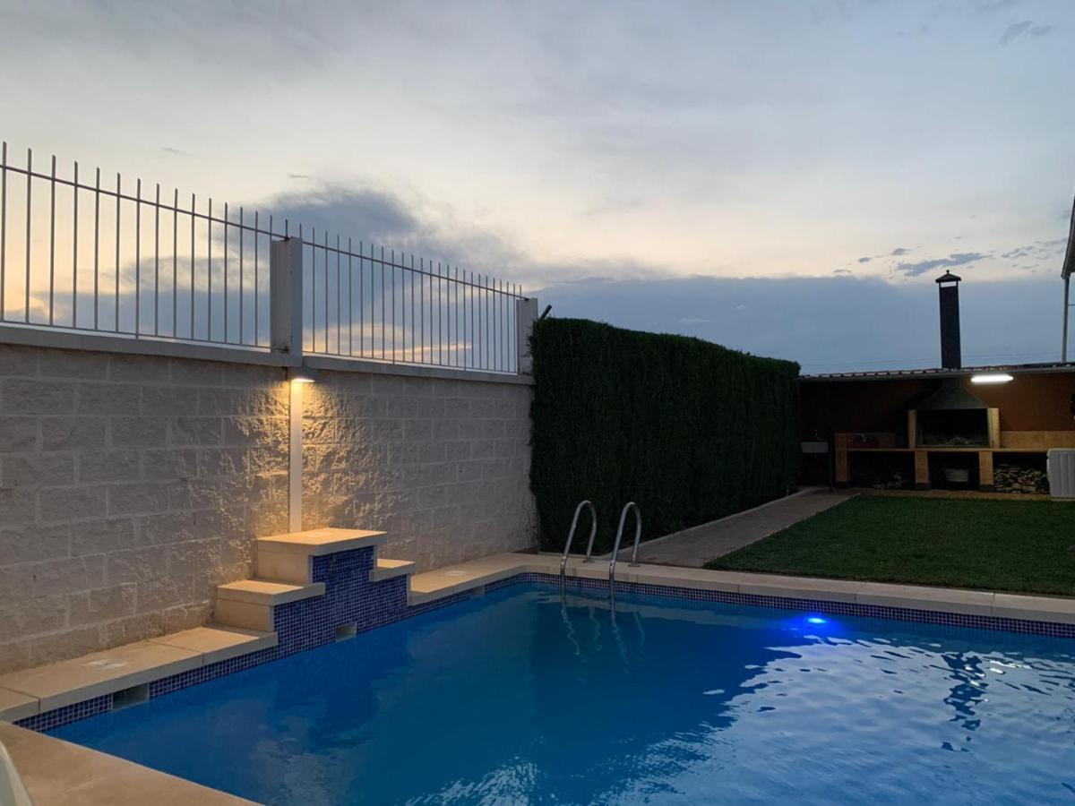 Casa rural Alcala Cabaña Del herrero Alcala del Jucar Exterior foto